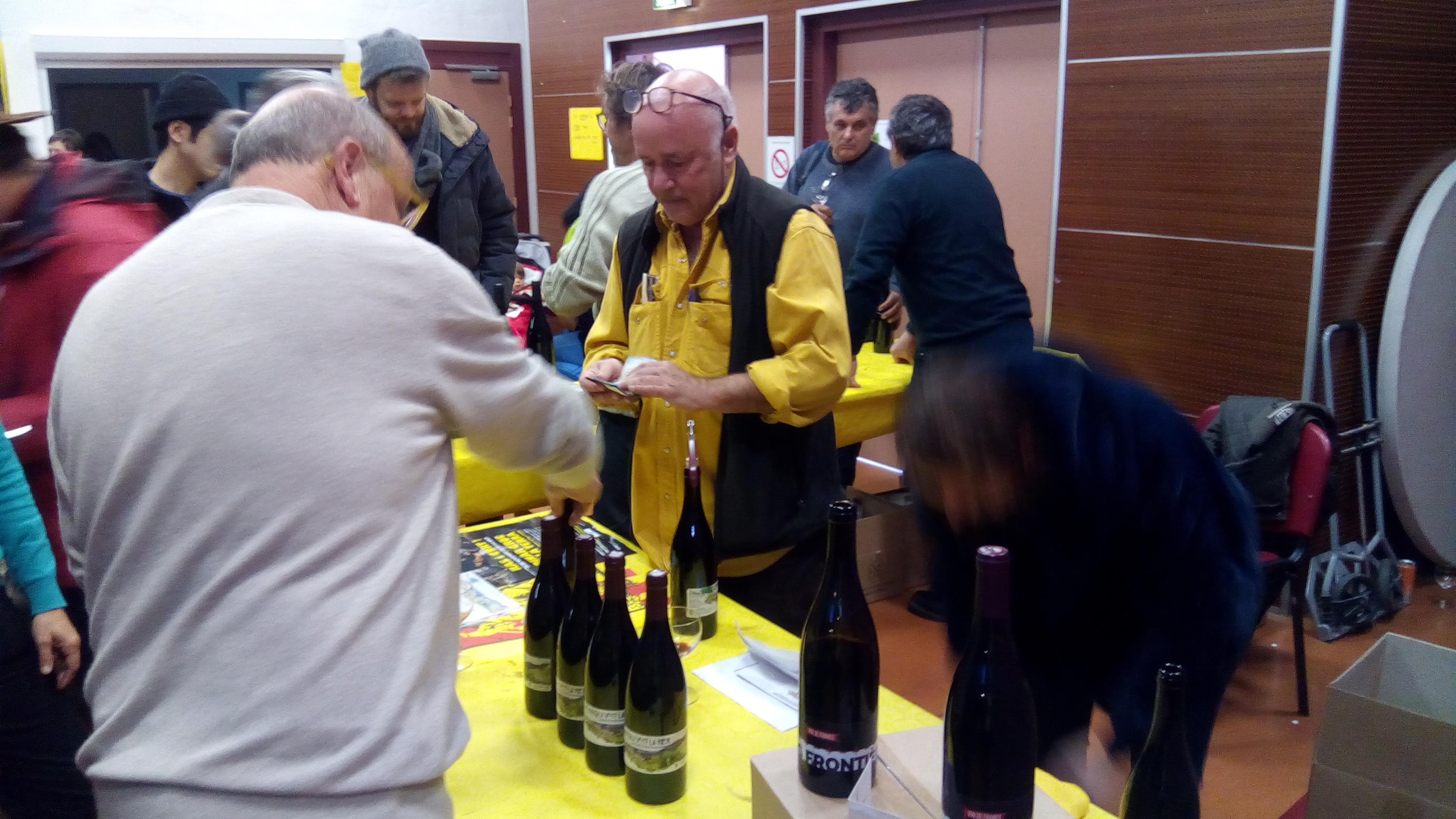 Vins dinar groc