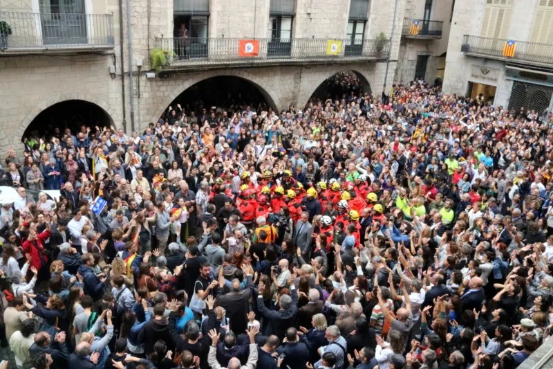12 bombers girona